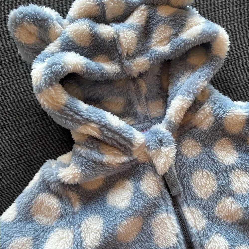 Hanna Andersson Plush Hooded Baby Jacket bear ears Blue & Cream polka dot 3-6 m